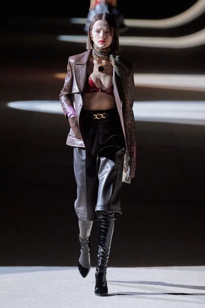 Look 21